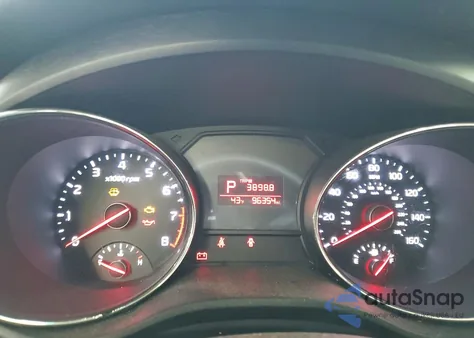 2016 Kia Sedona Lx из США, поврежденный, VIN KNDMB5C10G6142661